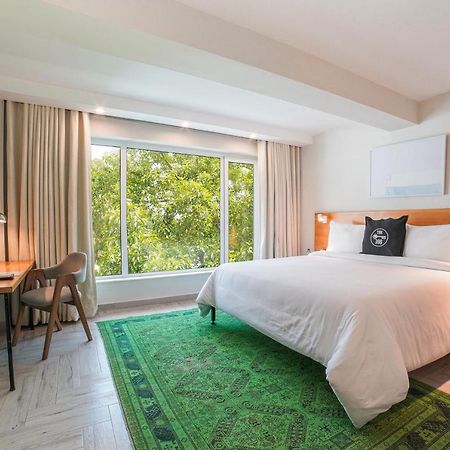 The 108 Hotel Исламабад Екстериор снимка