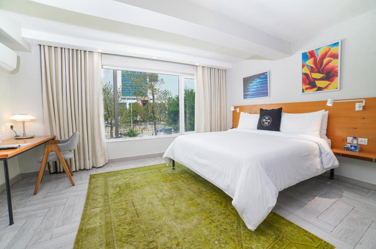 The 108 Hotel Исламабад Екстериор снимка