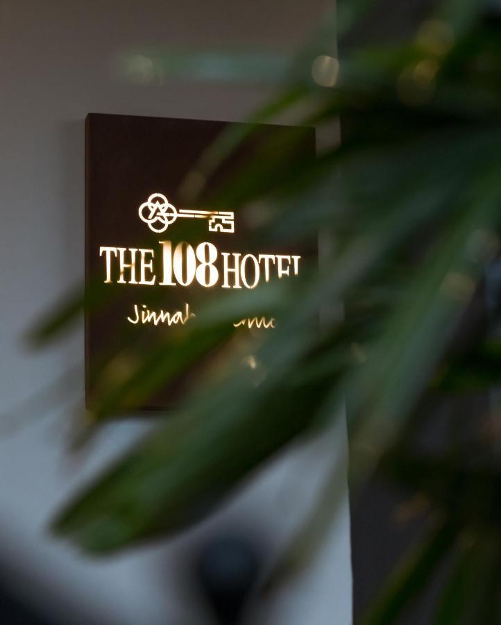 The 108 Hotel Исламабад Екстериор снимка